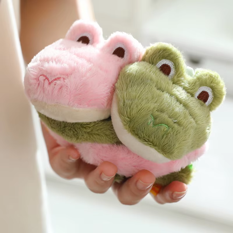 Hugging Crocodile Couple Keychains