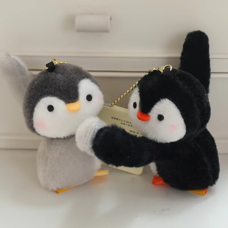 Hugging Penguins Couple Keychain