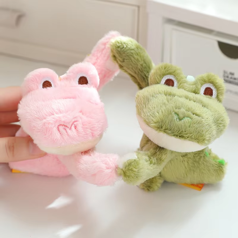 Hugging Crocodile Couple Keychains