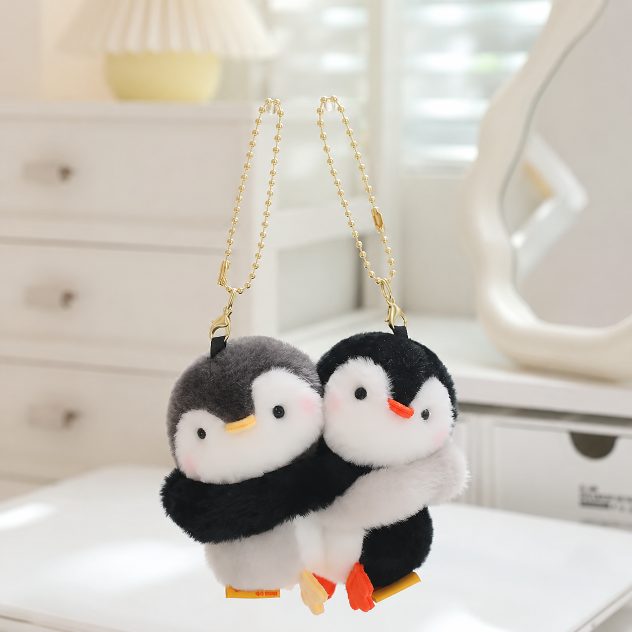 Hugging Penguins Couple Keychain
