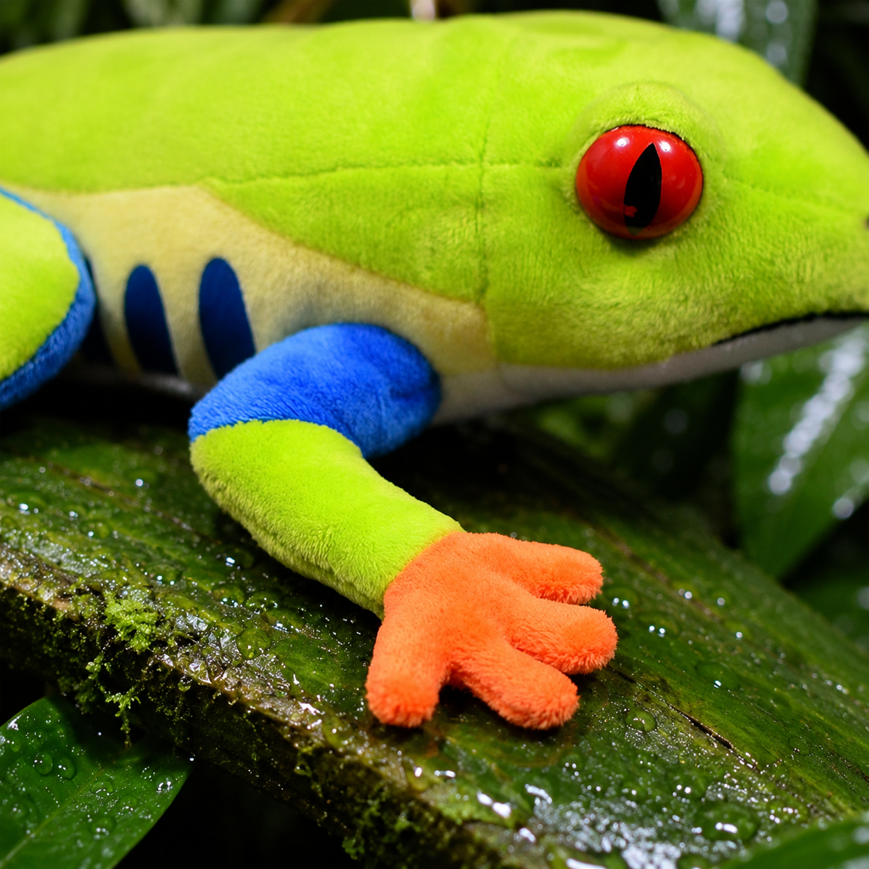 Realistic Red-Eyed Tree Frog Plush